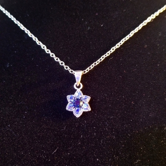 Jewelry - DELICATE Star of David pendant, cz gems in blues set in Sterling Silver & chain